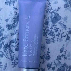 Moisturizer/cleanser